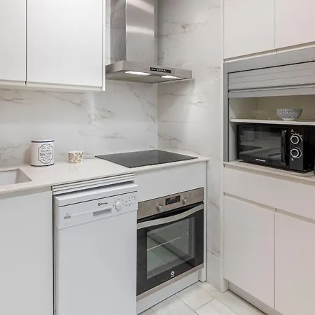 Apartment Fancy 2br In Golden Mile Close To The