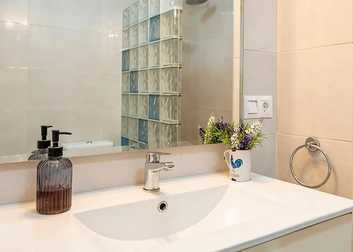 Fancy 2br In Golden Mile Close To The *