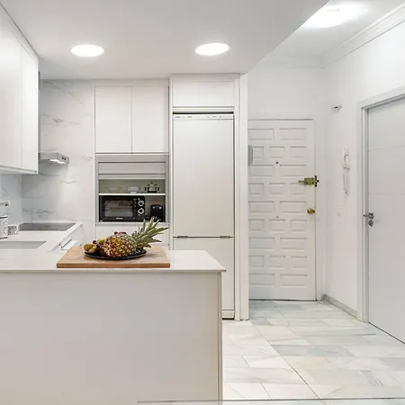 Fancy 2br In Golden Mile Close To The *