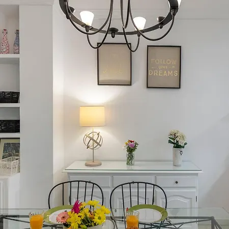 Fancy 2br In Golden Mile Close To The Apartmán