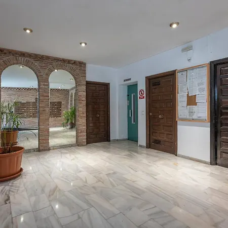 公寓 Fancy 2br In Golden Mile Close To The