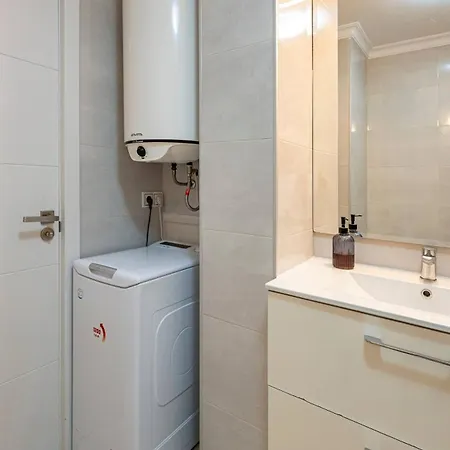 Fancy 2br In Golden Mile Close To The Apartmán Marbella