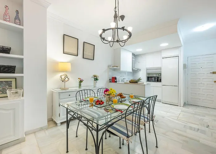 Fancy 2br In Golden Mile Close To The Marbella