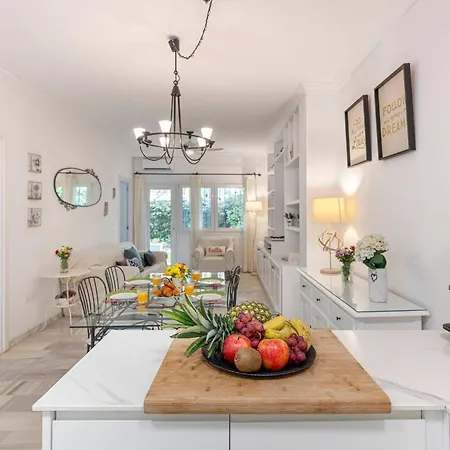 Διαμέρισμα Fancy 2br In Golden Mile Close To The *